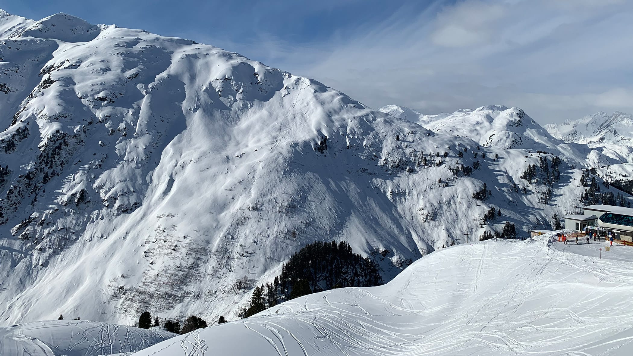 Skigebiet-St-Anton-Arlberg-powder-05
